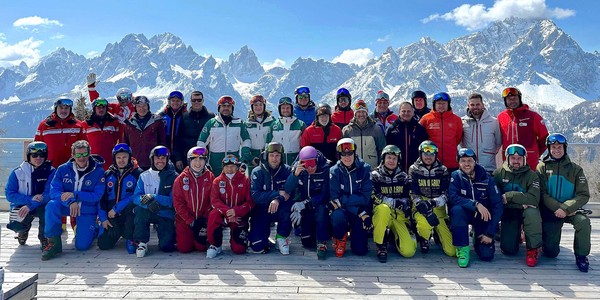 účastníci ISIA technical meetingu v Sextenu