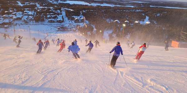 HROMADNÝ SJEZD DEMO SLOPE